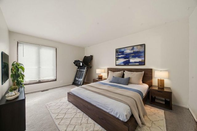 1100 Holbrook Road D, Homewood, IL 60430