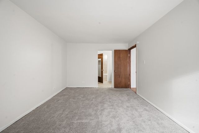 1100 Holbrook Road D, Homewood, IL 60430