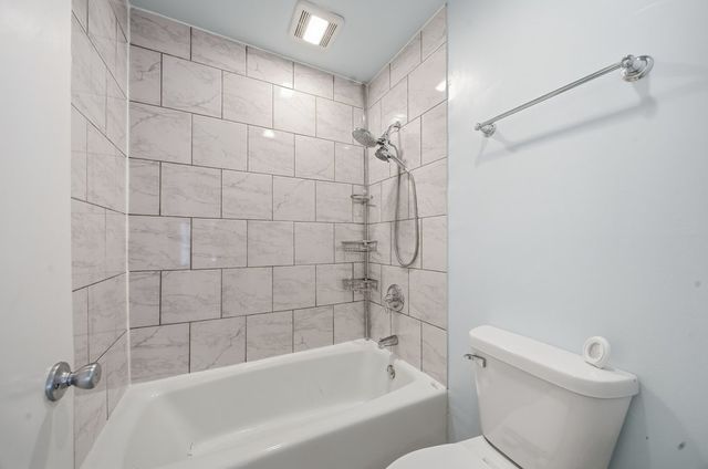 1100 Holbrook Road D, Homewood, IL 60430