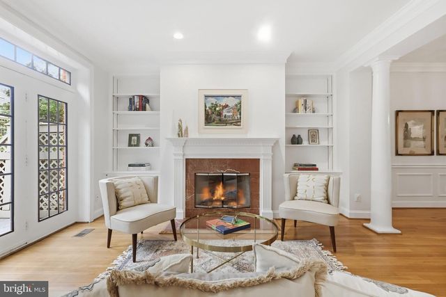 4006 HIGHWOOD CT NW, Washington, DC 20007