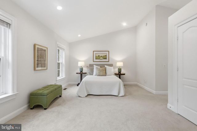 4006 HIGHWOOD CT NW, Washington, DC 20007