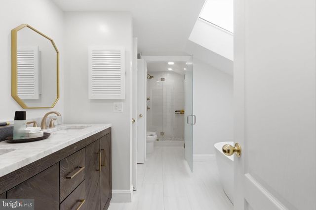 4006 HIGHWOOD CT NW, Washington, DC 20007