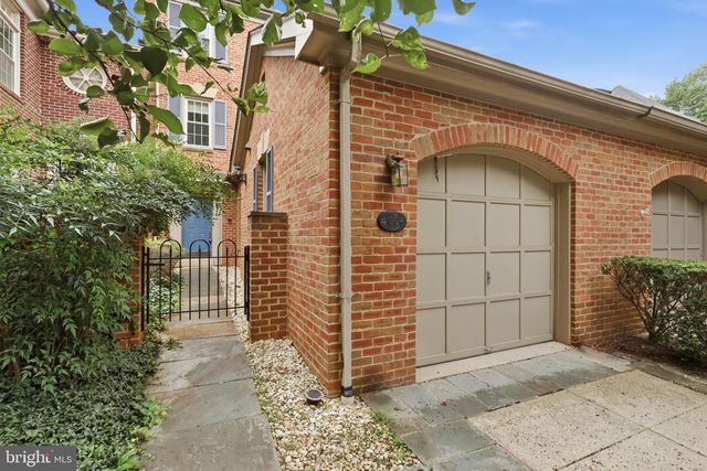 4006 HIGHWOOD CT NW, Washington, DC 20007