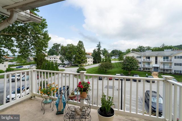6 WARREN LODGE CT #2D, Cockeysville, MD 21030