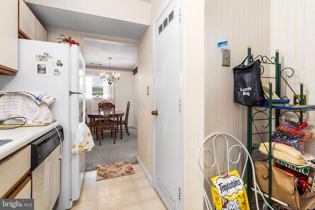 6 WARREN LODGE CT #2D, Cockeysville, MD 21030