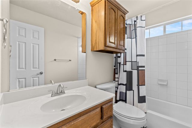 613 Windward Drive, Murphy, TX 75094