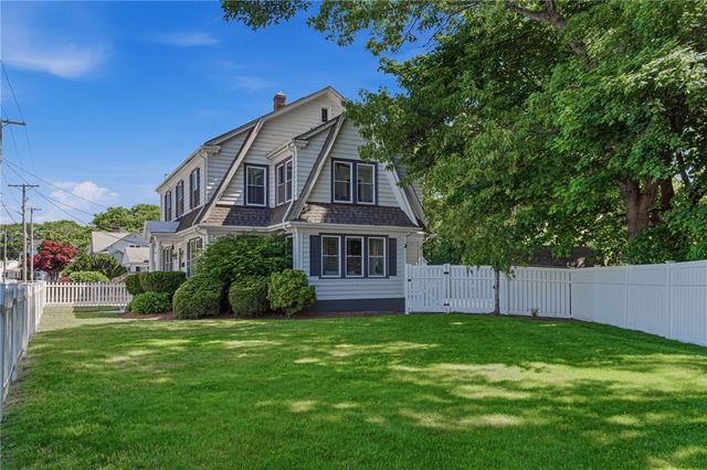 1175 Lonsdale Avenue, Lincoln, RI 02865