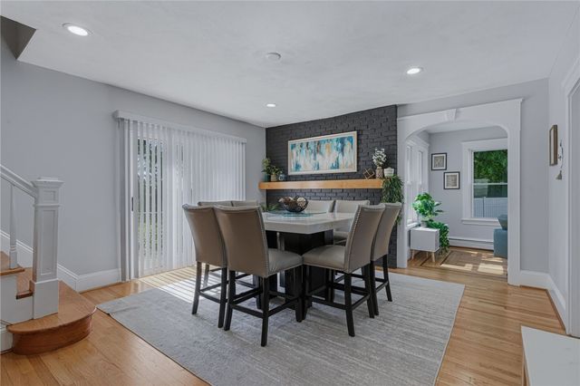 1175 Lonsdale Avenue, Lincoln, RI 02865