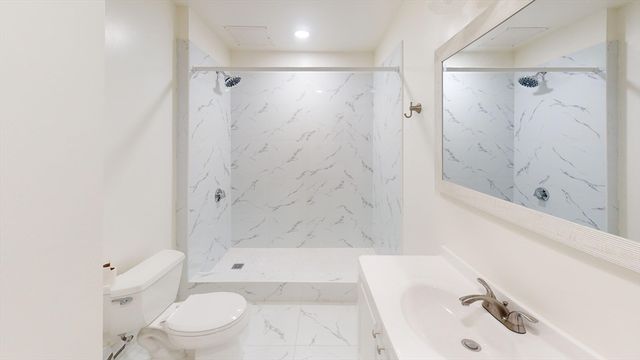 45 Henry Ave 1, Lynn, MA 01902