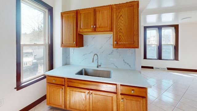 45 Henry Ave 1, Lynn, MA 01902