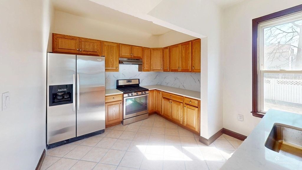 45 Henry Ave 1, Lynn, MA 01902