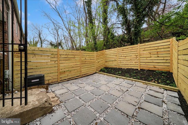 5045 SHERIFF RD NE, Washington, DC 20019