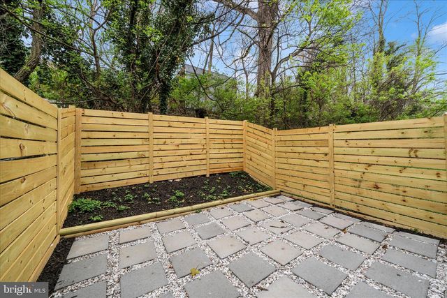 5045 SHERIFF RD NE, Washington, DC 20019