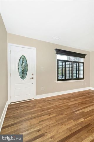 5045 SHERIFF RD NE, Washington, DC 20019