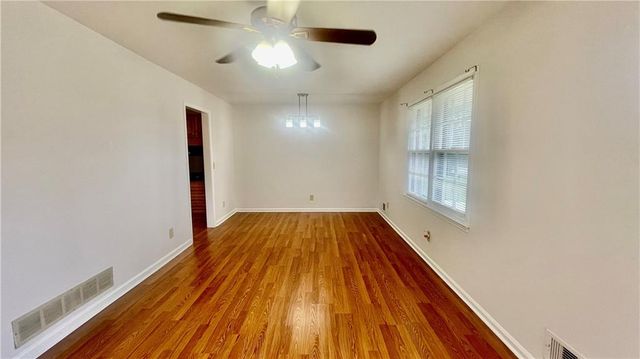 886 Killian Hill Road SW, Lilburn, GA 30047