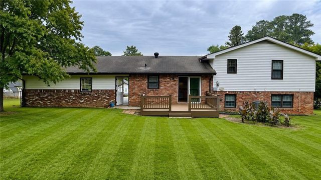 886 Killian Hill Road SW, Lilburn, GA 30047