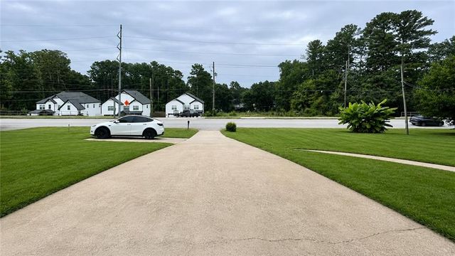 886 Killian Hill Road SW, Lilburn, GA 30047