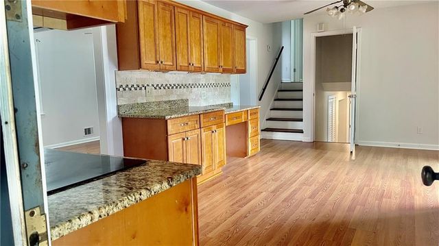 886 Killian Hill Road SW, Lilburn, GA 30047
