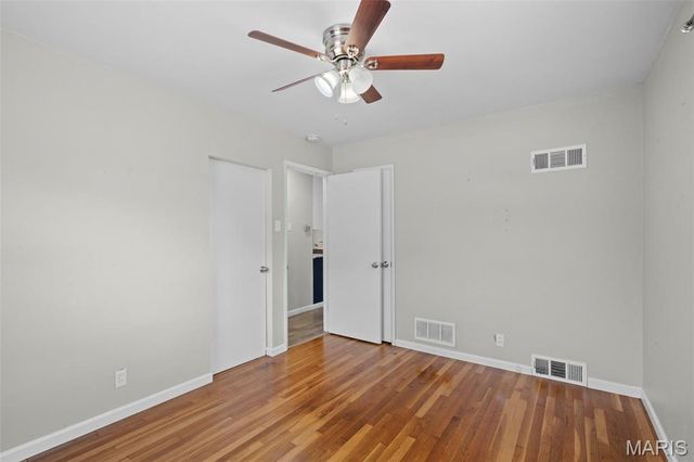 2327 Esther Avenue, St Louis, MO 63139