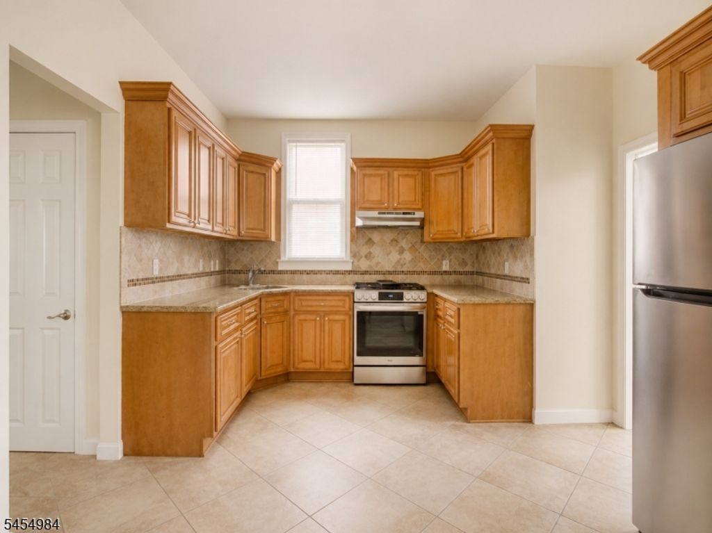 71 Honiss St, Belleville Twp., NJ 07109 — photo 5