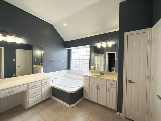 1605 Crown Point Road, Mckinney, TX 75072