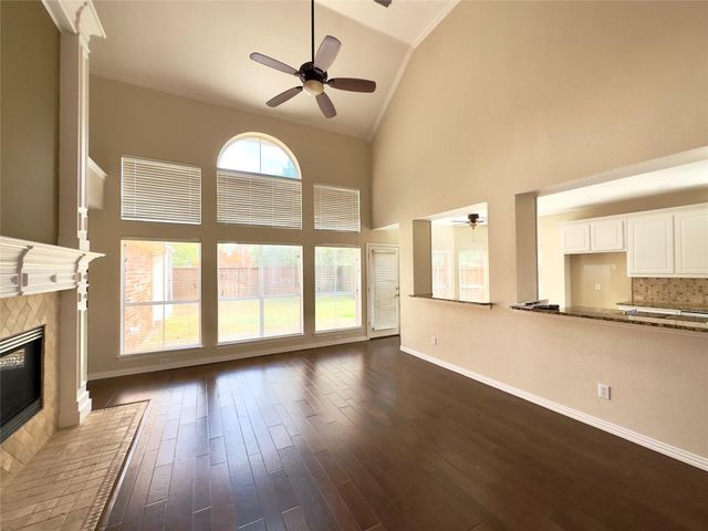 1605 Crown Point Road, Mckinney, TX 75072
