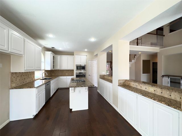 1605 Crown Point Road, Mckinney, TX 75072