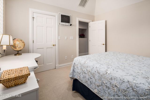 3004 Westview Drive, Greenville, NC 27834
