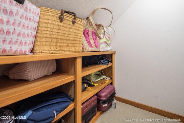 3004 Westview Drive, Greenville, NC 27834