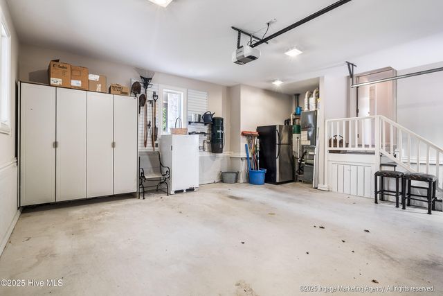 3004 Westview Drive, Greenville, NC 27834