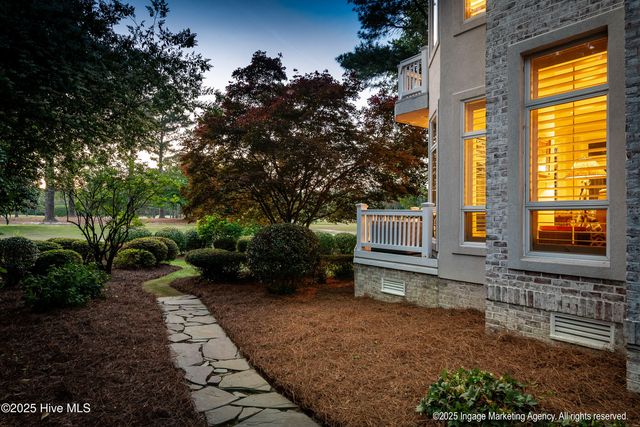 3004 Westview Drive, Greenville, NC 27834