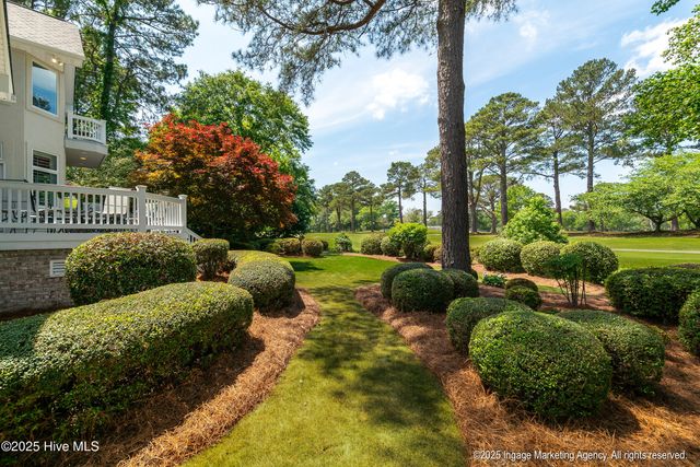 3004 Westview Drive, Greenville, NC 27834