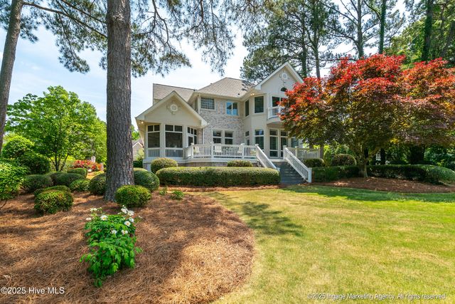 3004 Westview Drive, Greenville, NC 27834