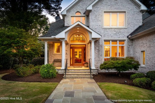3004 Westview Drive, Greenville, NC 27834