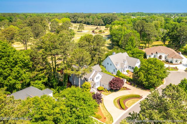 3004 Westview Drive, Greenville, NC 27834