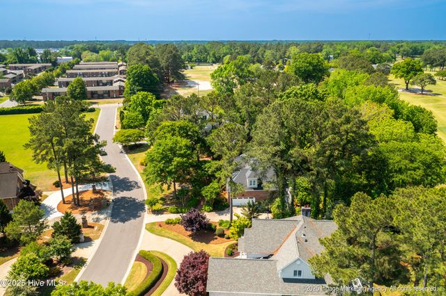 3004 Westview Drive, Greenville, NC 27834