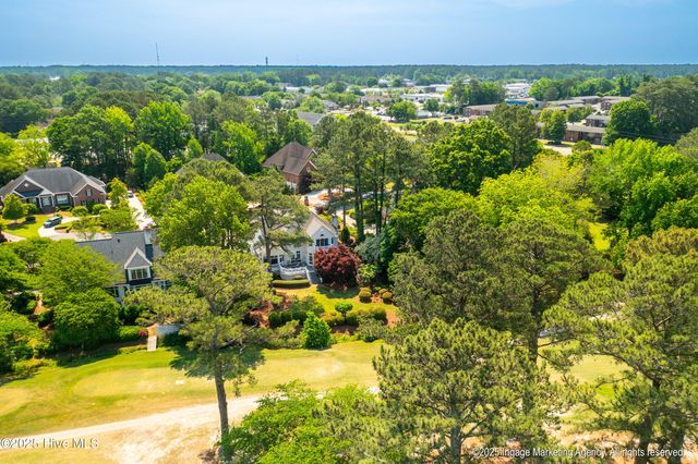 3004 Westview Drive, Greenville, NC 27834