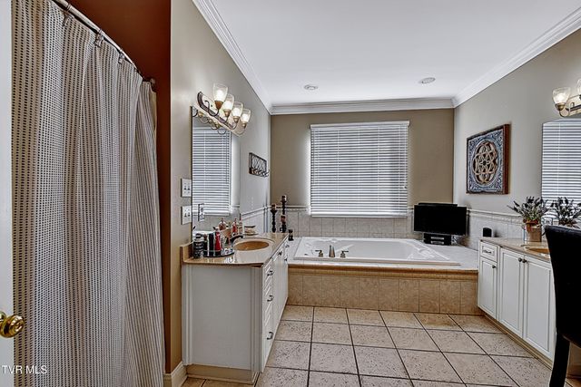 161 Golf Ridge Drive, Kingsport, TN 37664