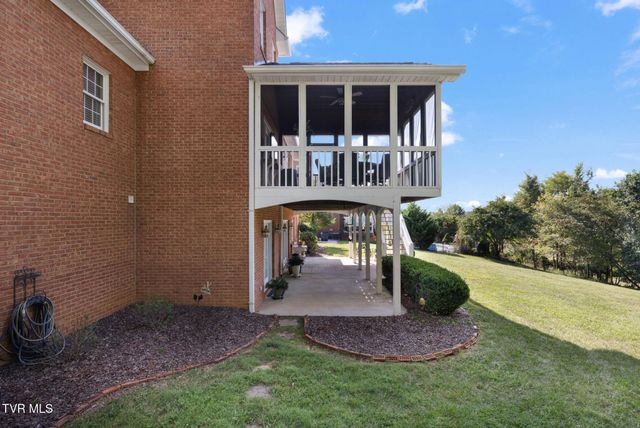 161 Golf Ridge Drive, Kingsport, TN 37664