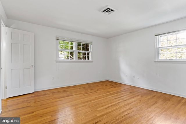 811 MANDY LN, Camp Hill, PA 17011