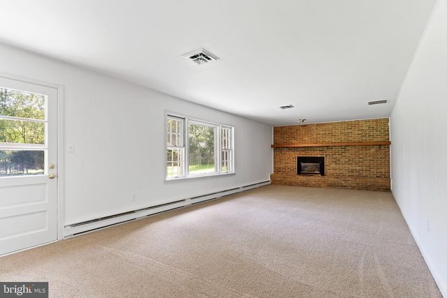 811 MANDY LN, Camp Hill, PA 17011
