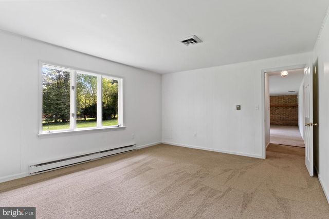 811 MANDY LN, Camp Hill, PA 17011