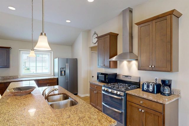 113 Michelle Drive, Johnson Creek, WI 53038