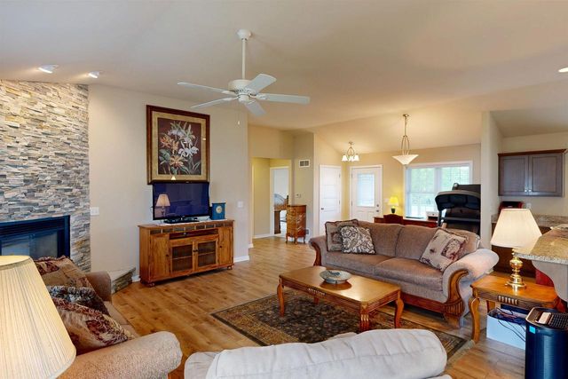 113 Michelle Drive, Johnson Creek, WI 53038