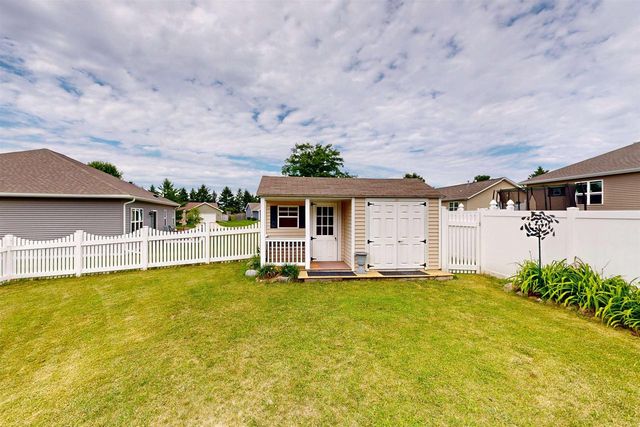 113 Michelle Drive, Johnson Creek, WI 53038