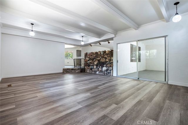 947 S Stanford Avenue, Fresno, CA 93727