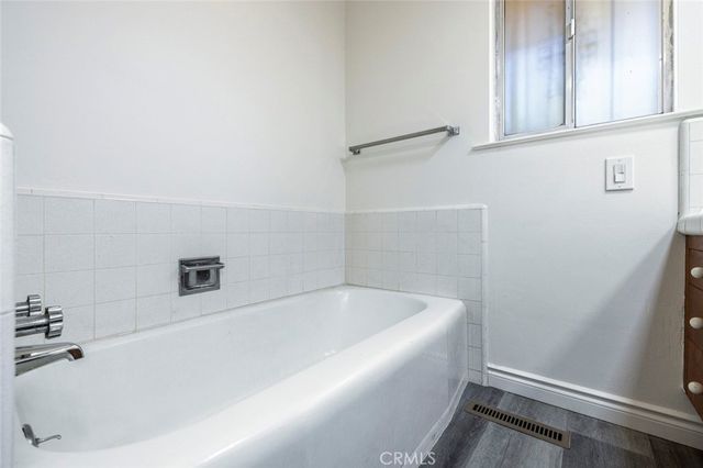 947 S Stanford Avenue, Fresno, CA 93727