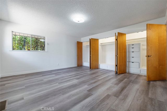 947 S Stanford Avenue, Fresno, CA 93727