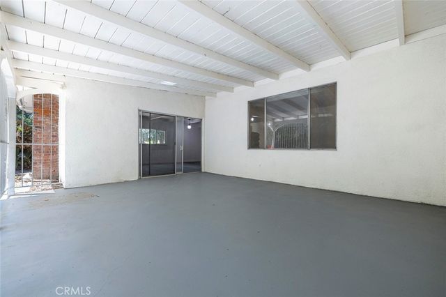 947 S Stanford Avenue, Fresno, CA 93727