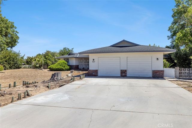 947 S Stanford Avenue, Fresno, CA 93727